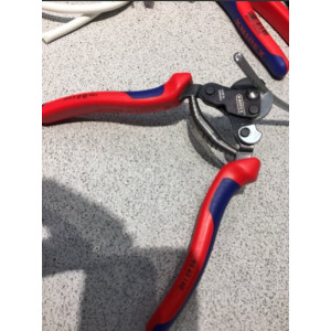 Новинка от Knipex 9562160 тросорез Новинка от Knipex 9562160 тросорез